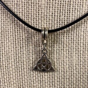 Silver Celtic Knot Pendant Necklace